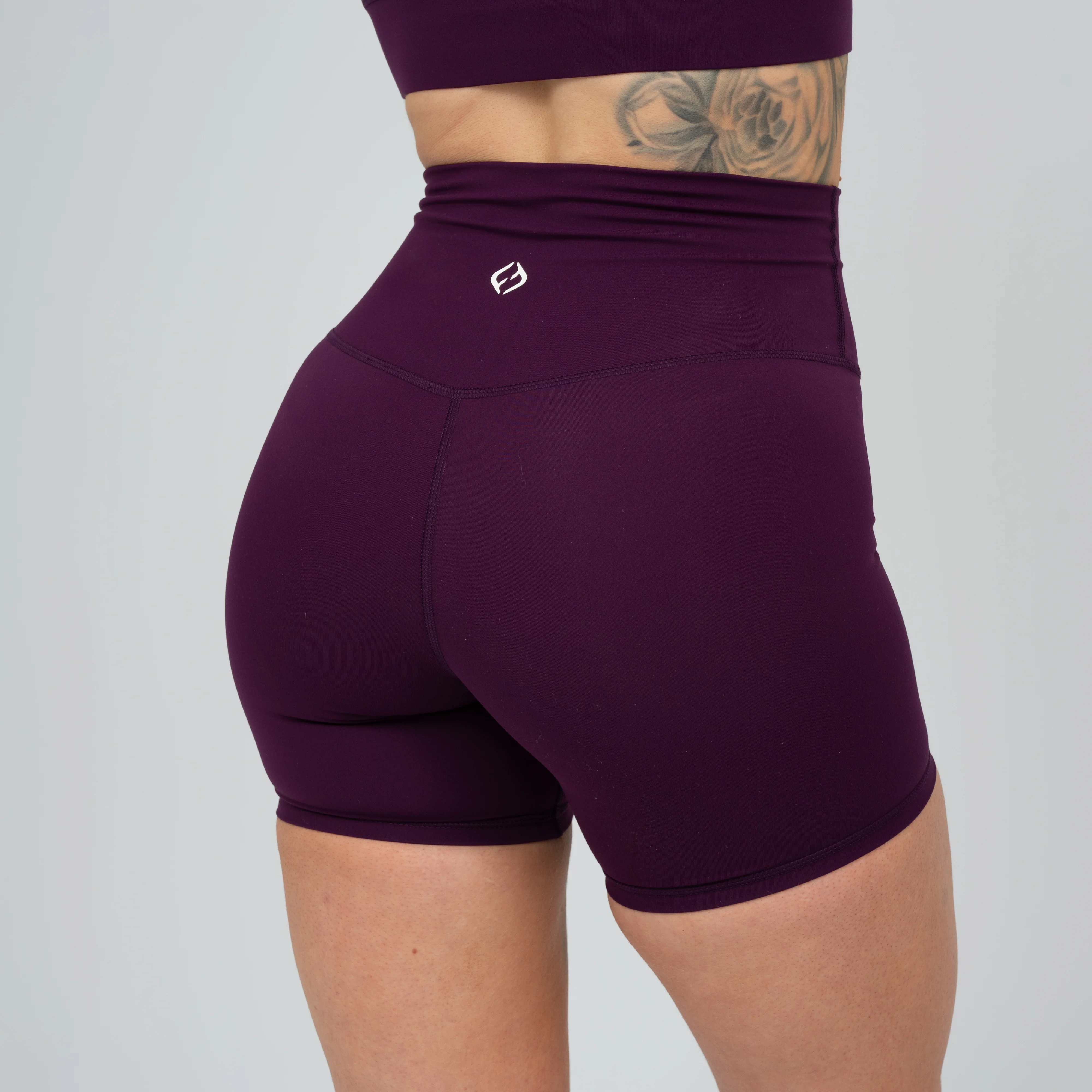 Anya Short - Image 3