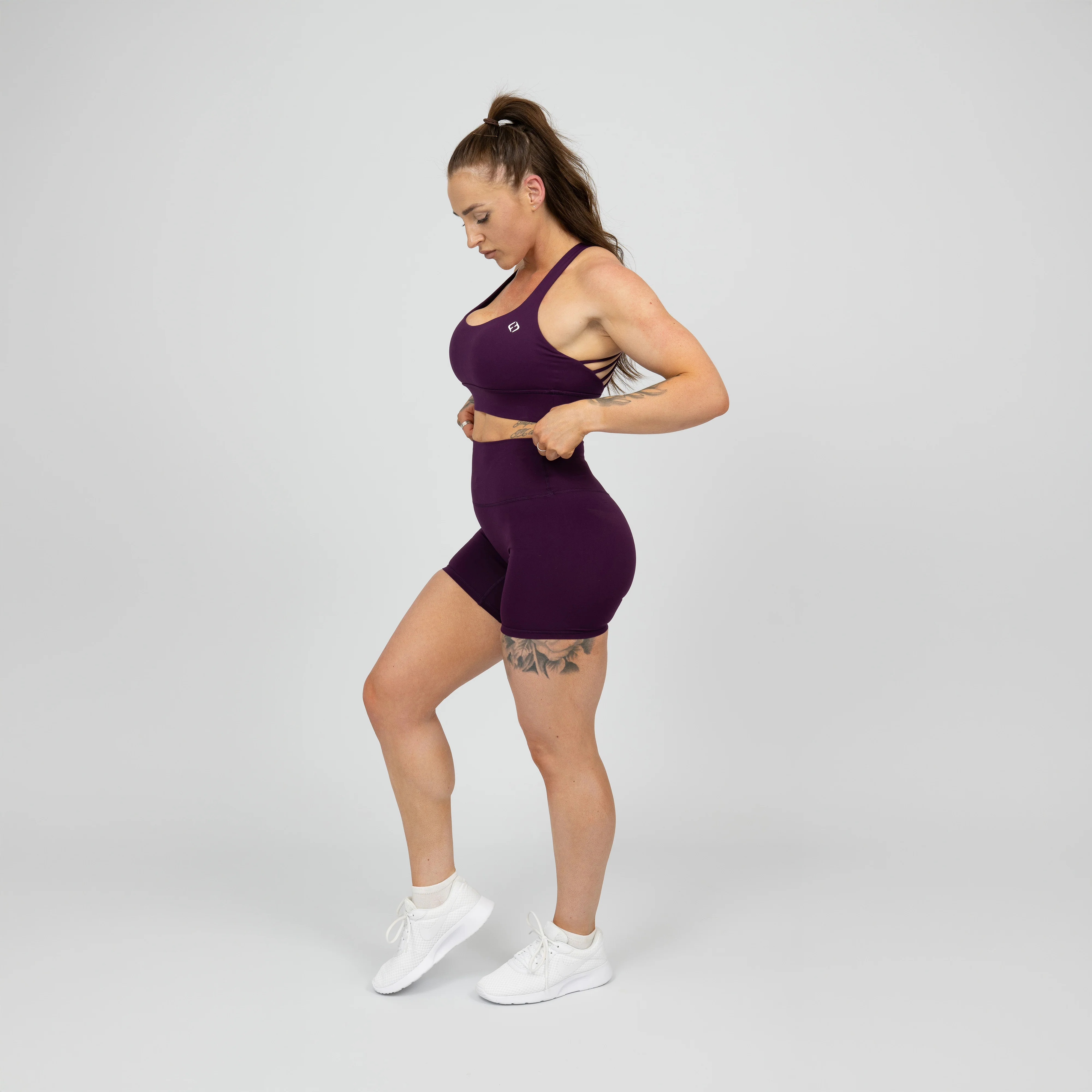 Anya Short - Image 5