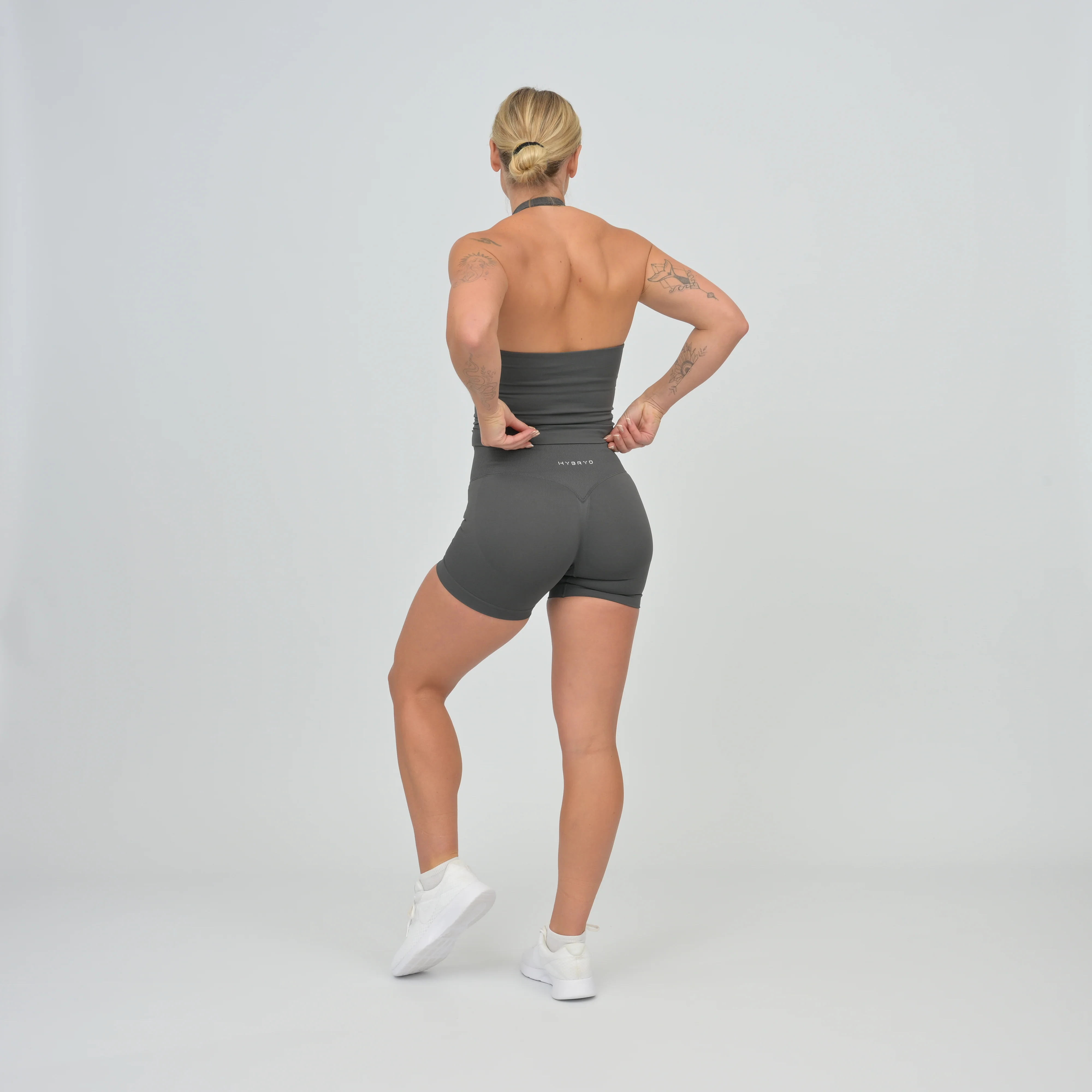 Emily Vest - Image 14