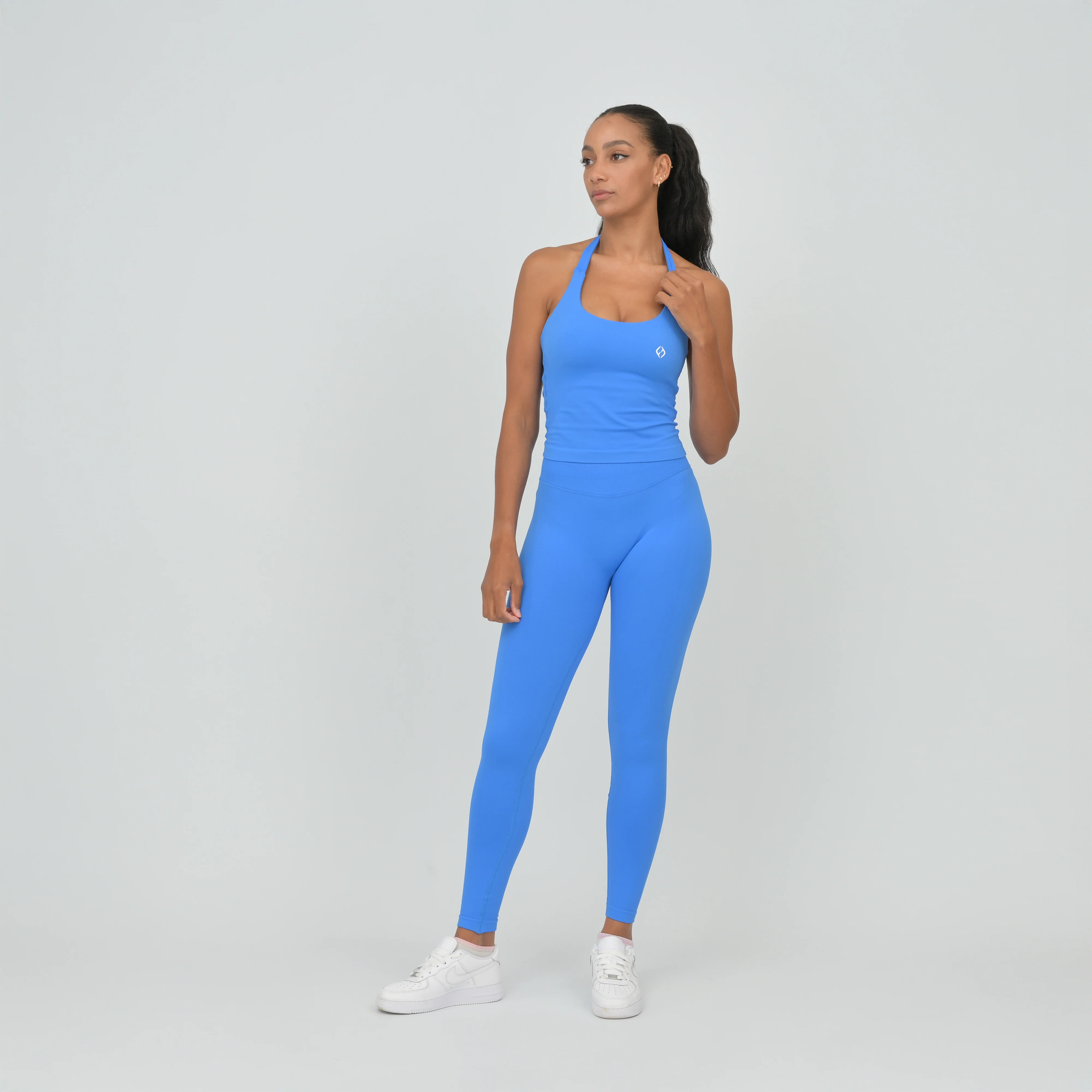 Emily Vest - Image 5