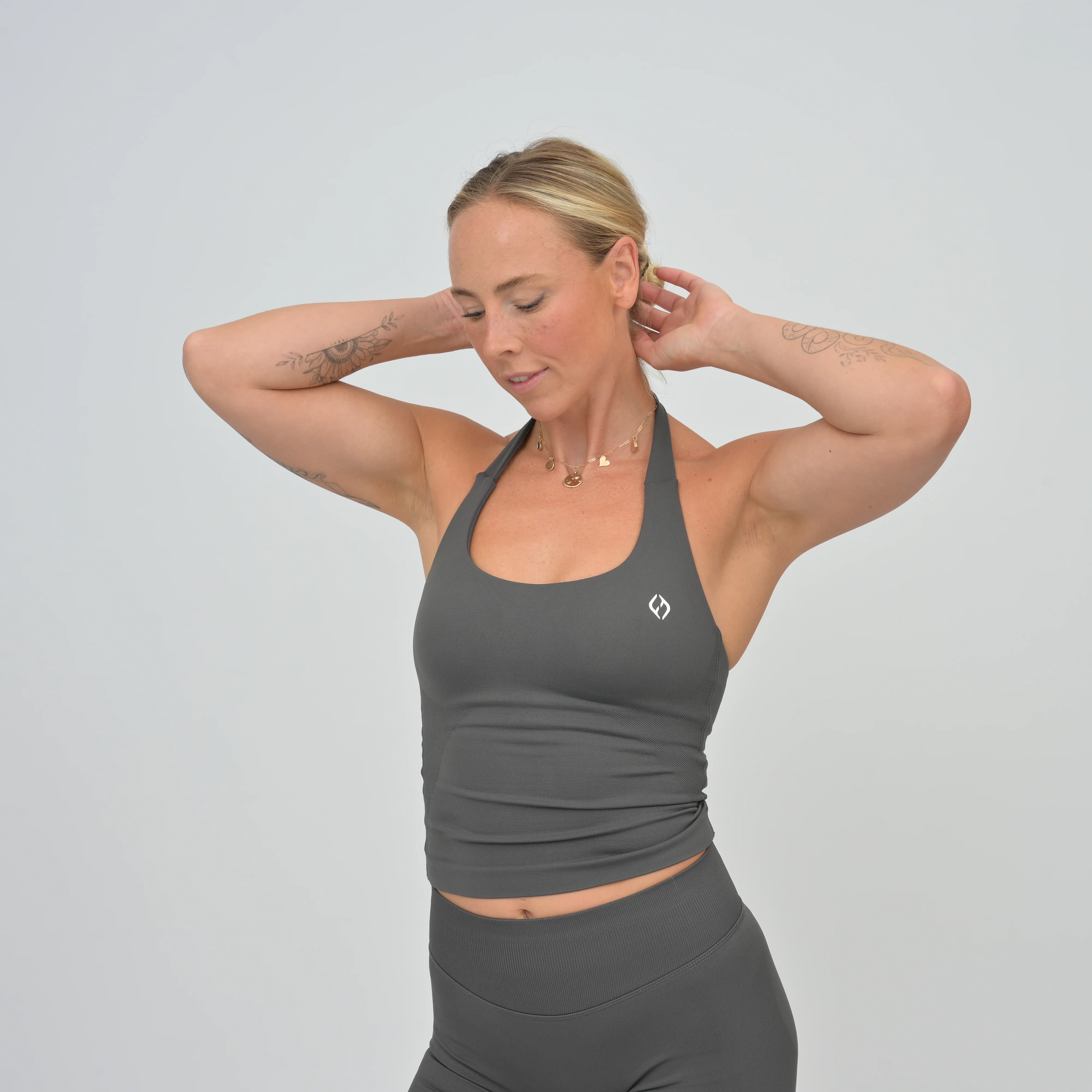 Emily Vest - Image 8