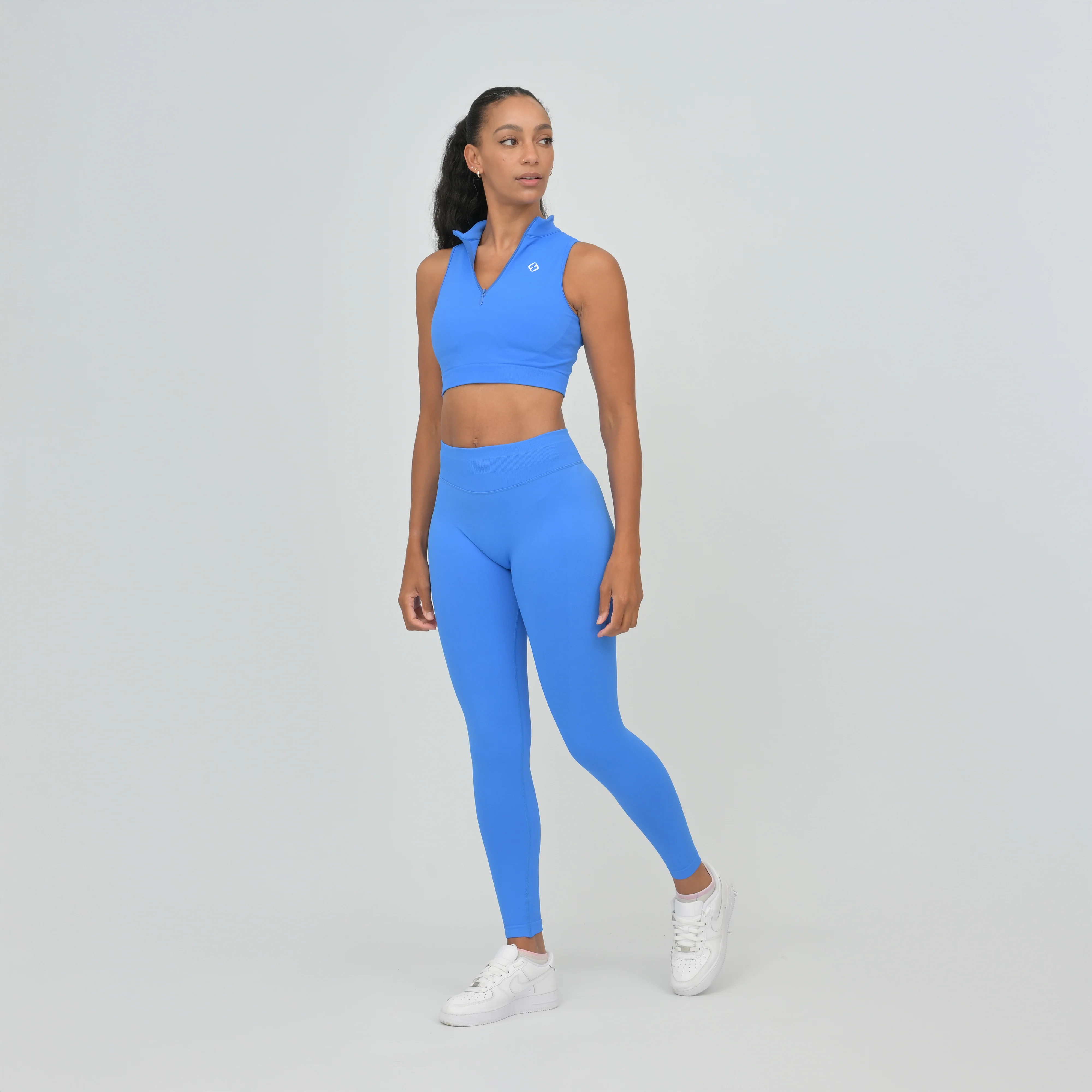 Emily Zip Crop Tank - Image 15
