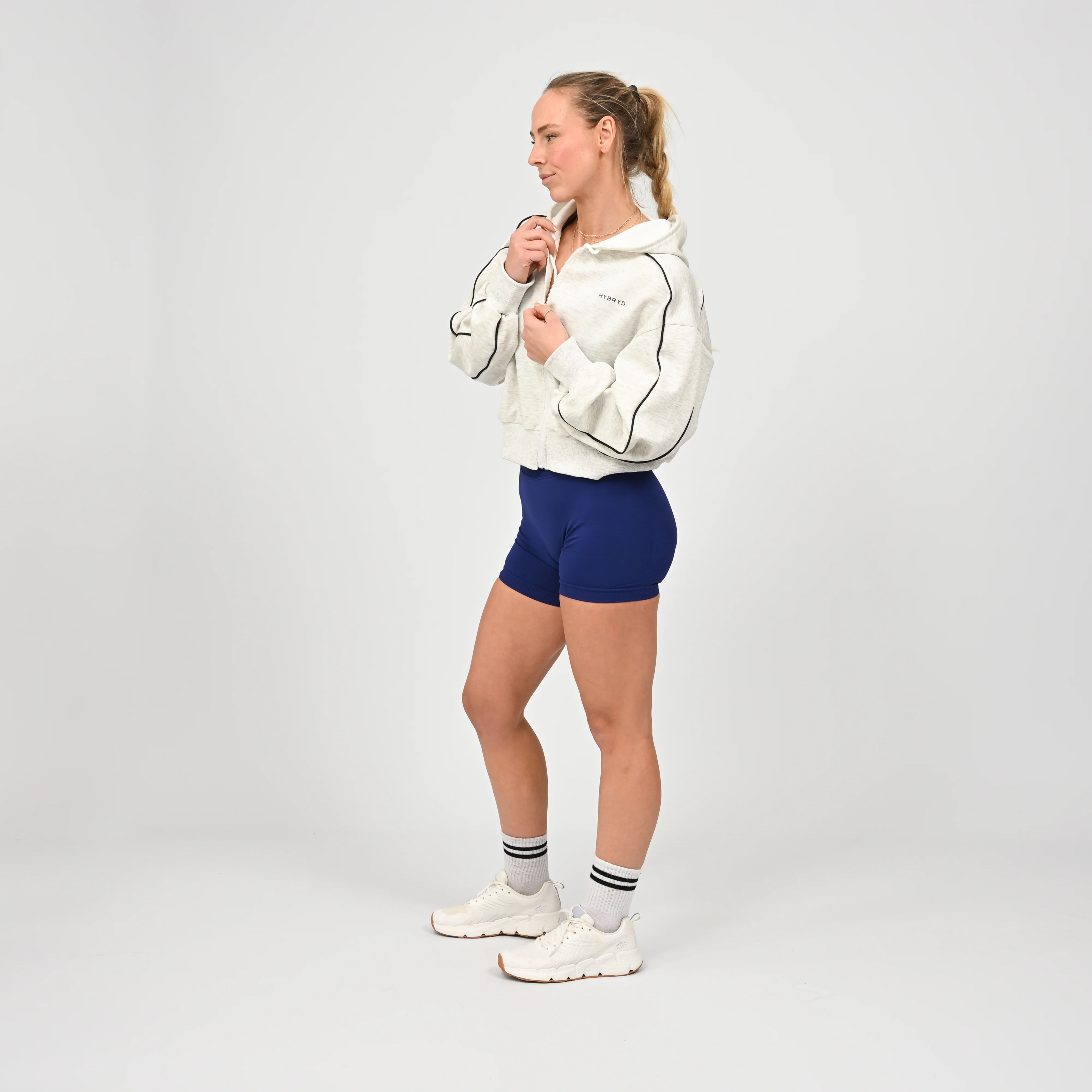 Maria Cropped Hoody - Image 2