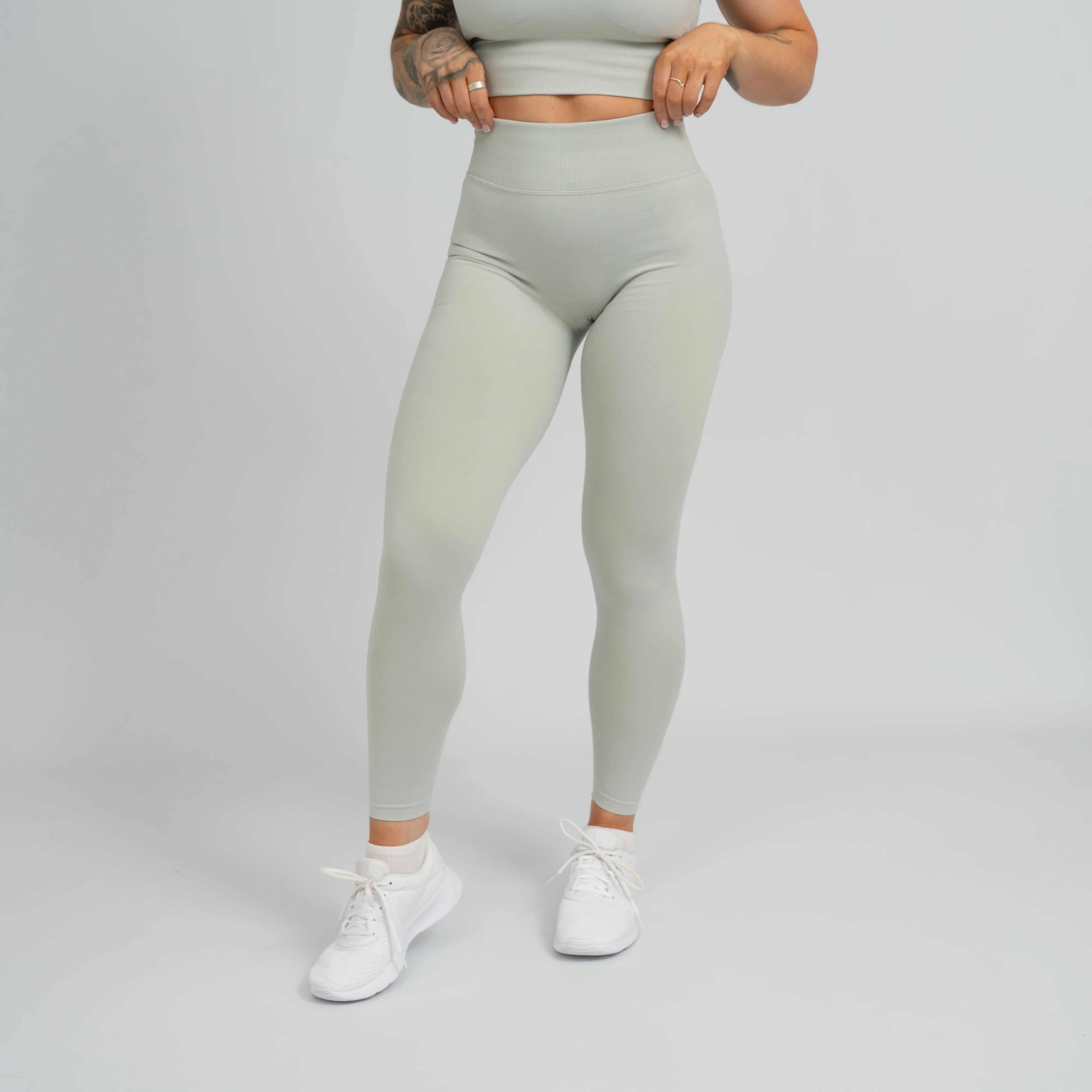 Taran Leggings - Image 13