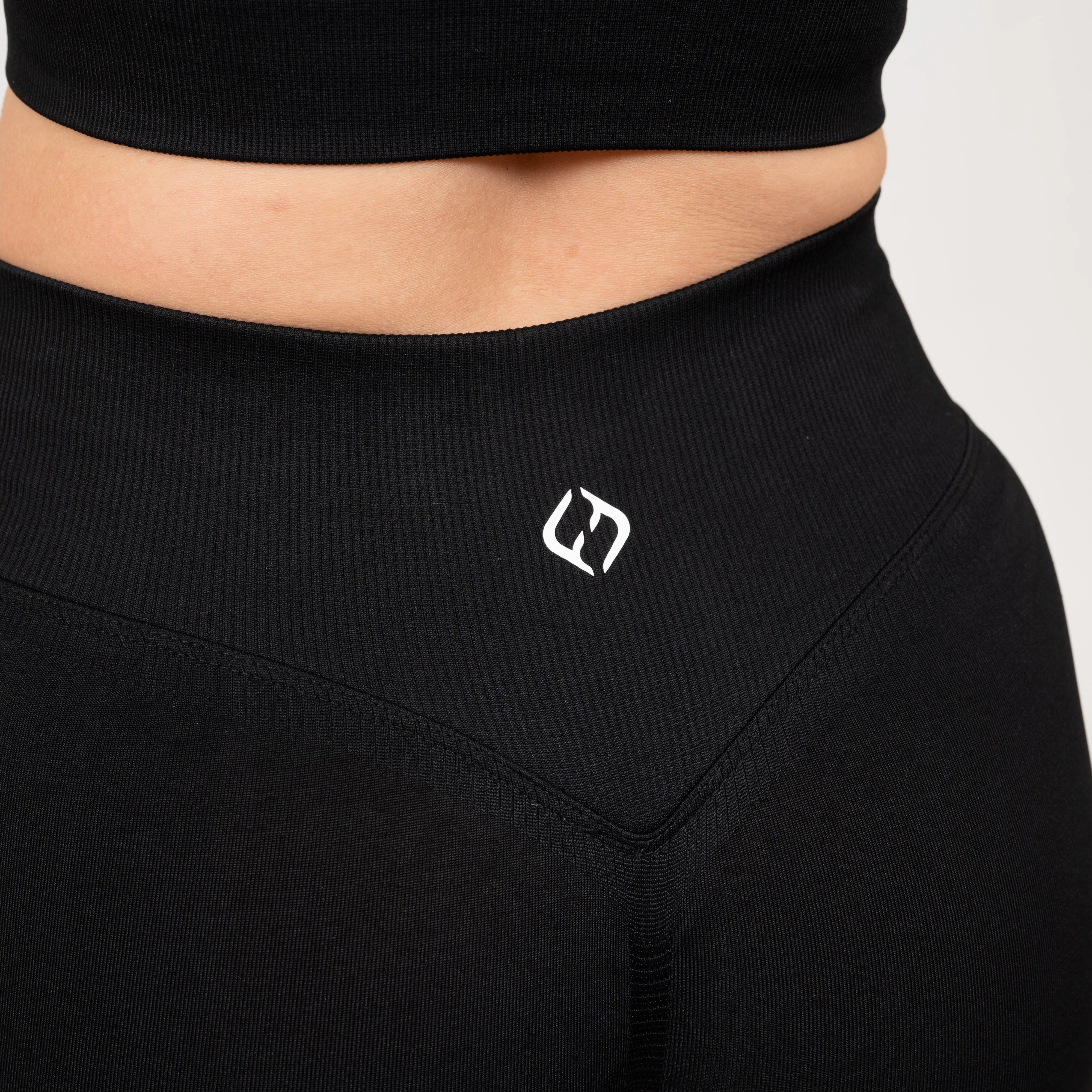 Taran Leggings - Image 23