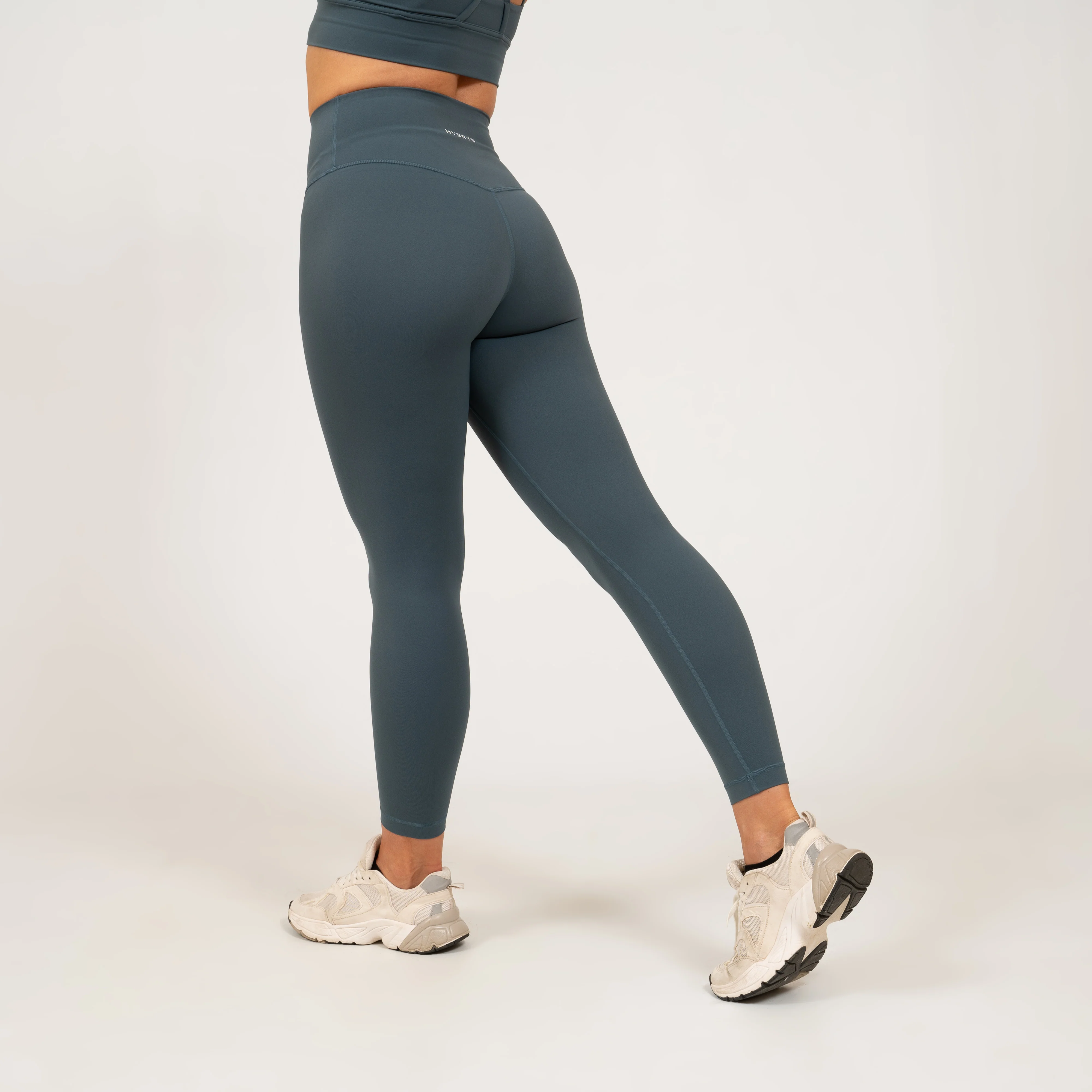 Titan Leggings - Image 15